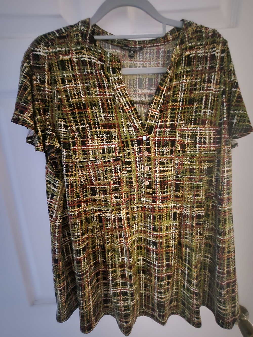Ava & Grace Olive Plaid V-Neck Short Sleeve Tunic